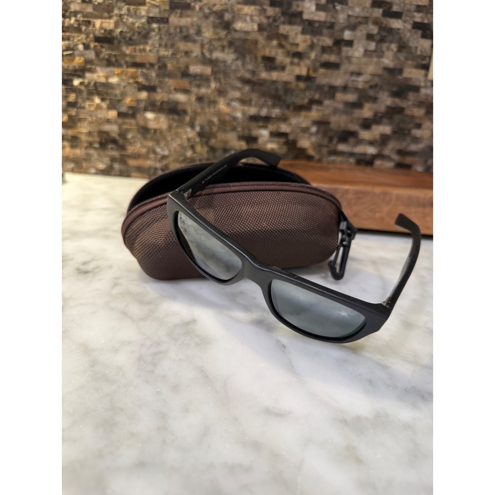Maui Jim Maui Cat III MJ209-2M Polarized Sunglasses Black Gray 54-18-138 w/Case